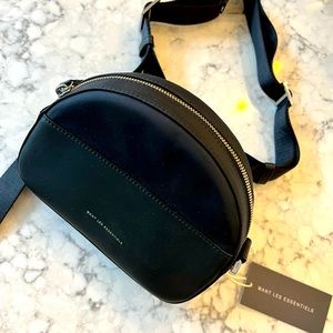 Want Les Essentials Black Waist Pack/Fanny Pack